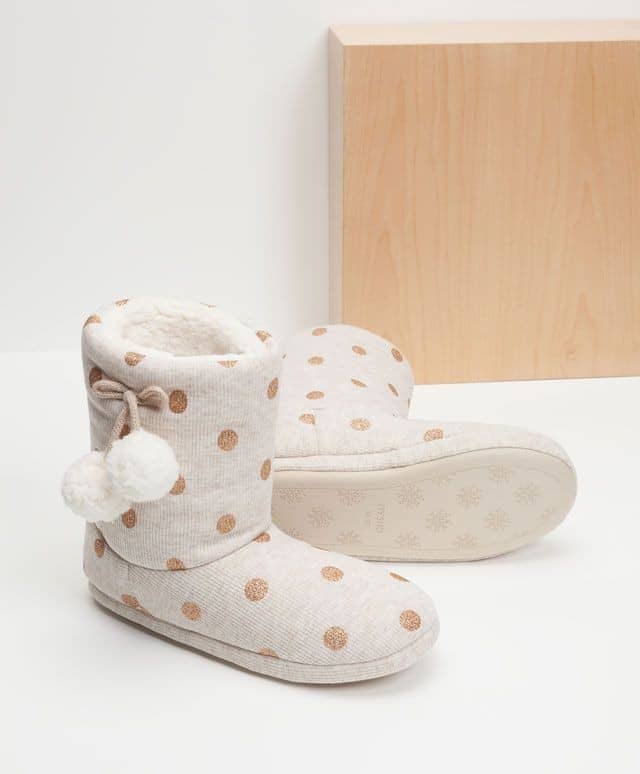 Pantoufles OYSHO 5020 061 121