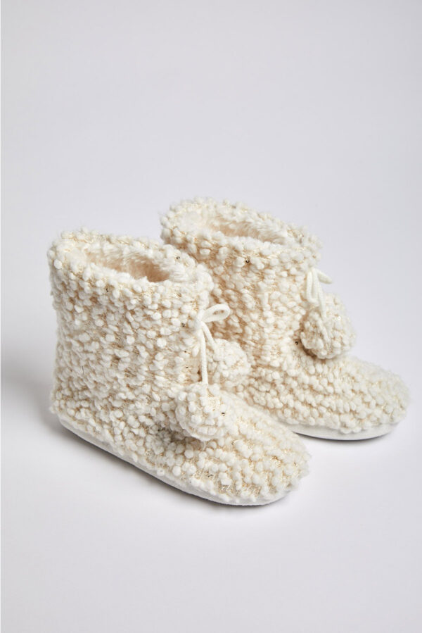 Pantoufles OYSHO 5023 061 002