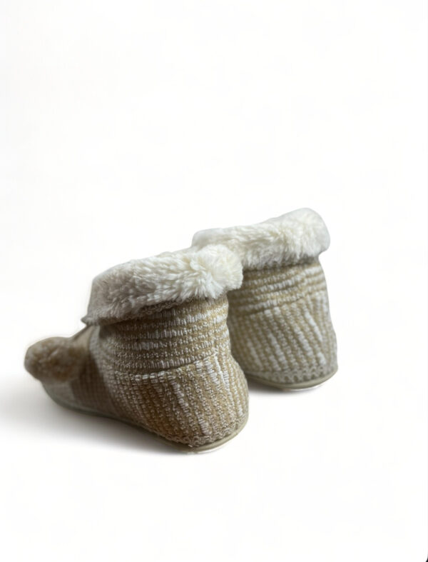 Pantoufles OYSHO 1027 161 121 – Image 2
