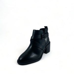 Boots en cuir véritable STRADIVARIUS 9104 041 040
