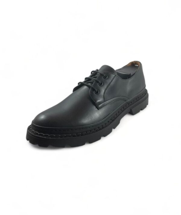 Chaussures BERSHKA 4202 032 040
