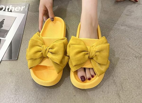 Mules SHEIN en coutchouc souple pour femmes SHWCA108