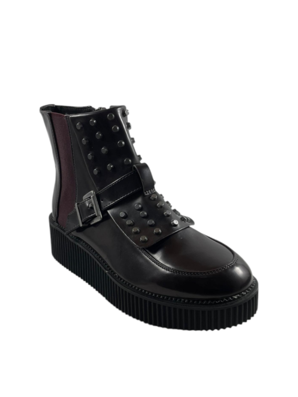 Chaussures BERSHKA 6027 031 025
