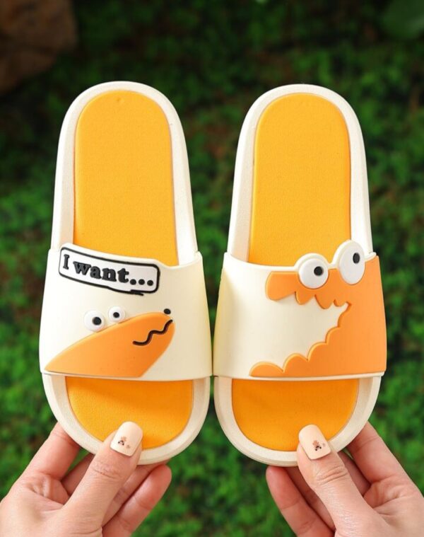 Mules SHEIN en coutchouc souple pour enfants – Image 3