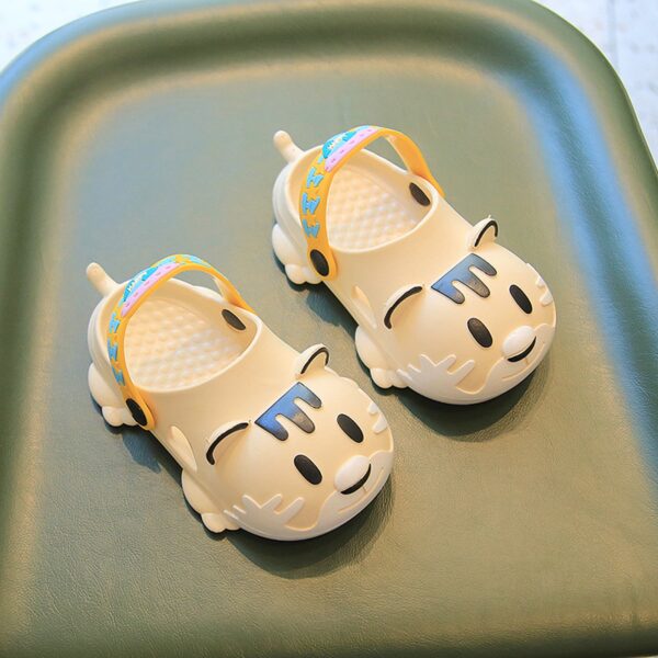 Sandales crocs SHEIN en coutchouc souple pour enfants – Image 2