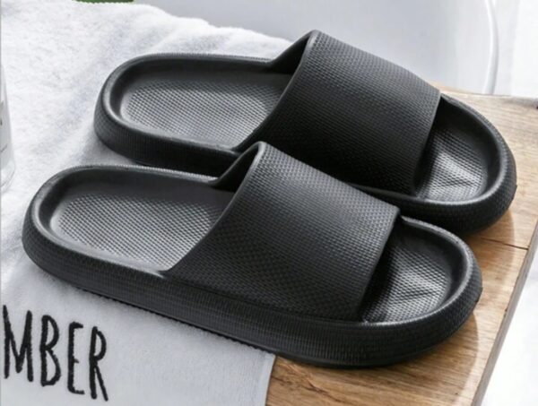 Mules SHEIN en coutchouc souple pour enfants SHBCA069