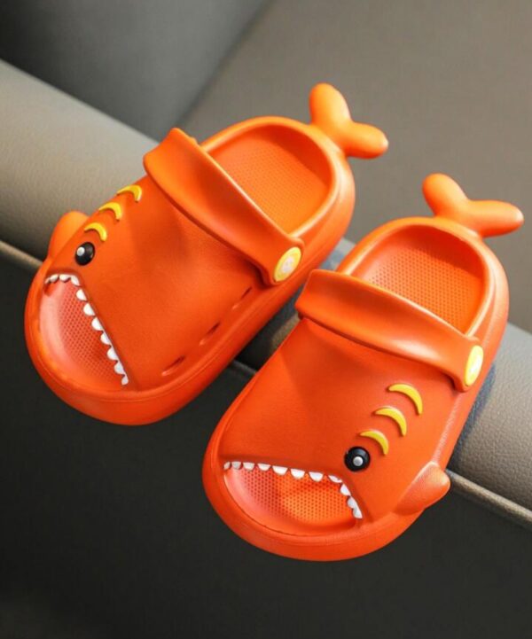 Sandales crocs SHEIN en coutchouc souple pour enfants – Image 4