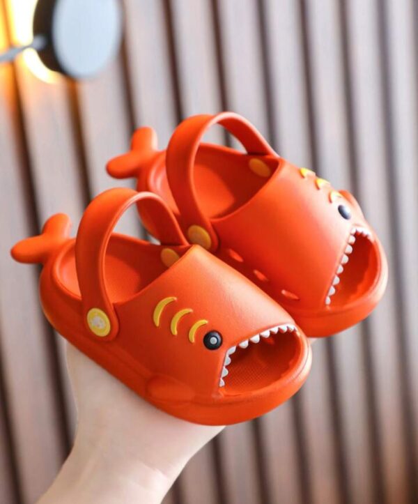 Sandales crocs SHEIN en coutchouc souple pour enfants – Image 3