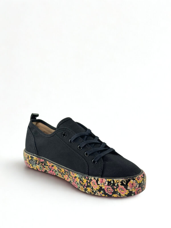 Sneakers Bershka 5711 331 202 – Image 3