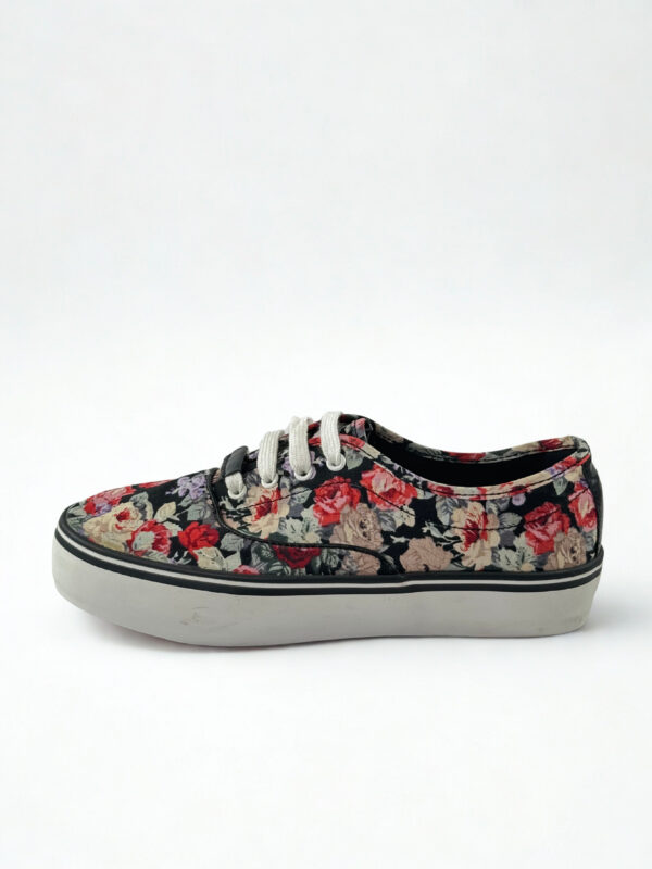 Sneakers Stradivarius 9184 341 040